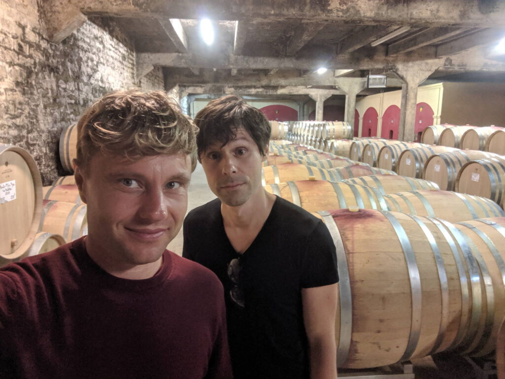 Die Weineulen im Weinkeller