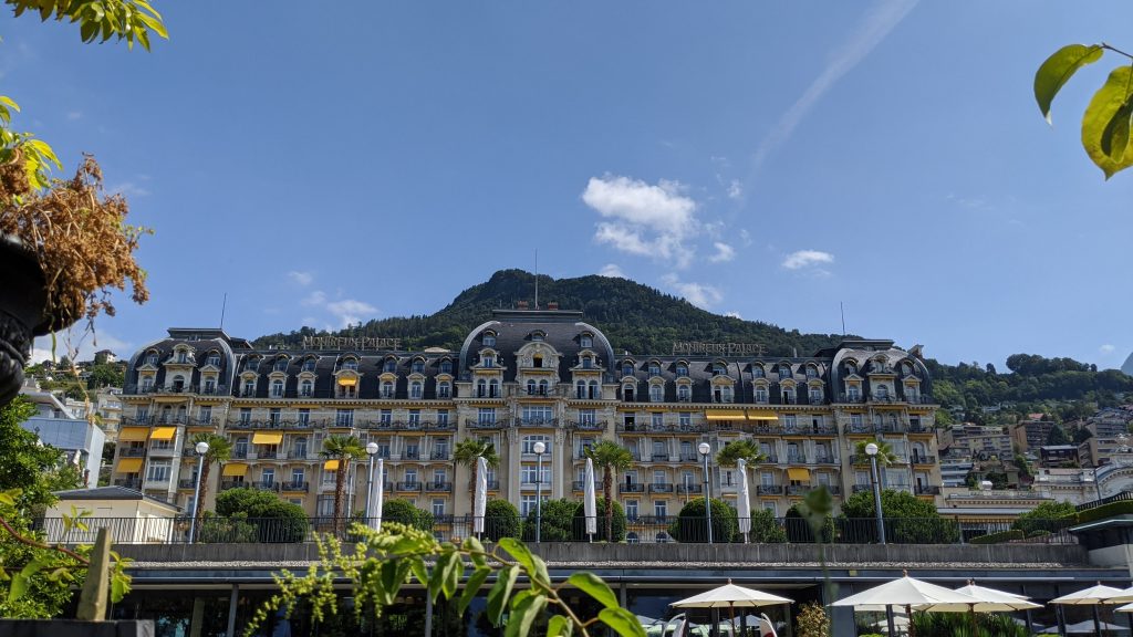 Gründerzeitbau an der Promenade von Montreux