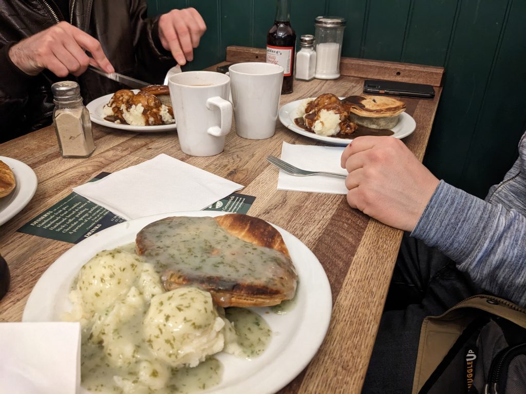 Vier mal Pie and Mash