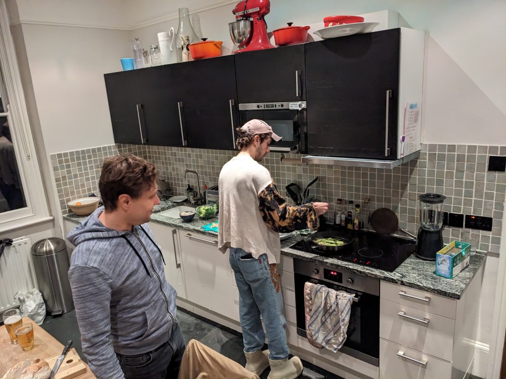 Taskin zaubert in der Küche